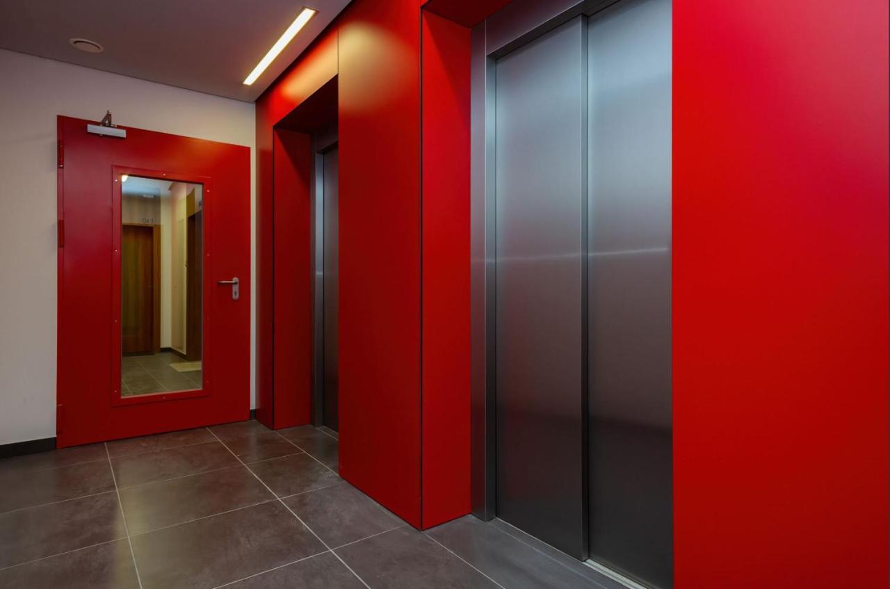 Apartamenty Kasprzaka P&O Serviced Apartments Warszawa Exteriör bild