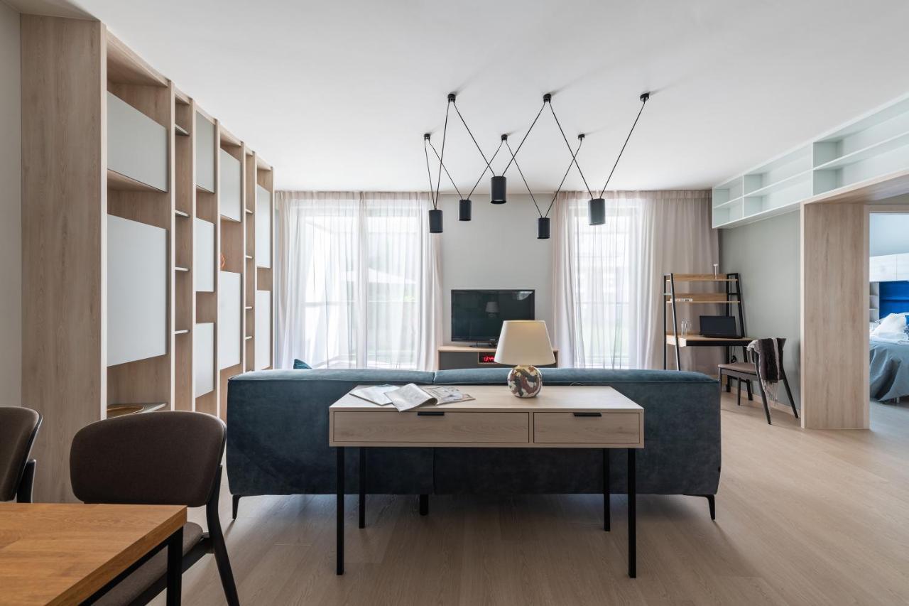 Apartamenty Kasprzaka P&O Serviced Apartments Warszawa Exteriör bild