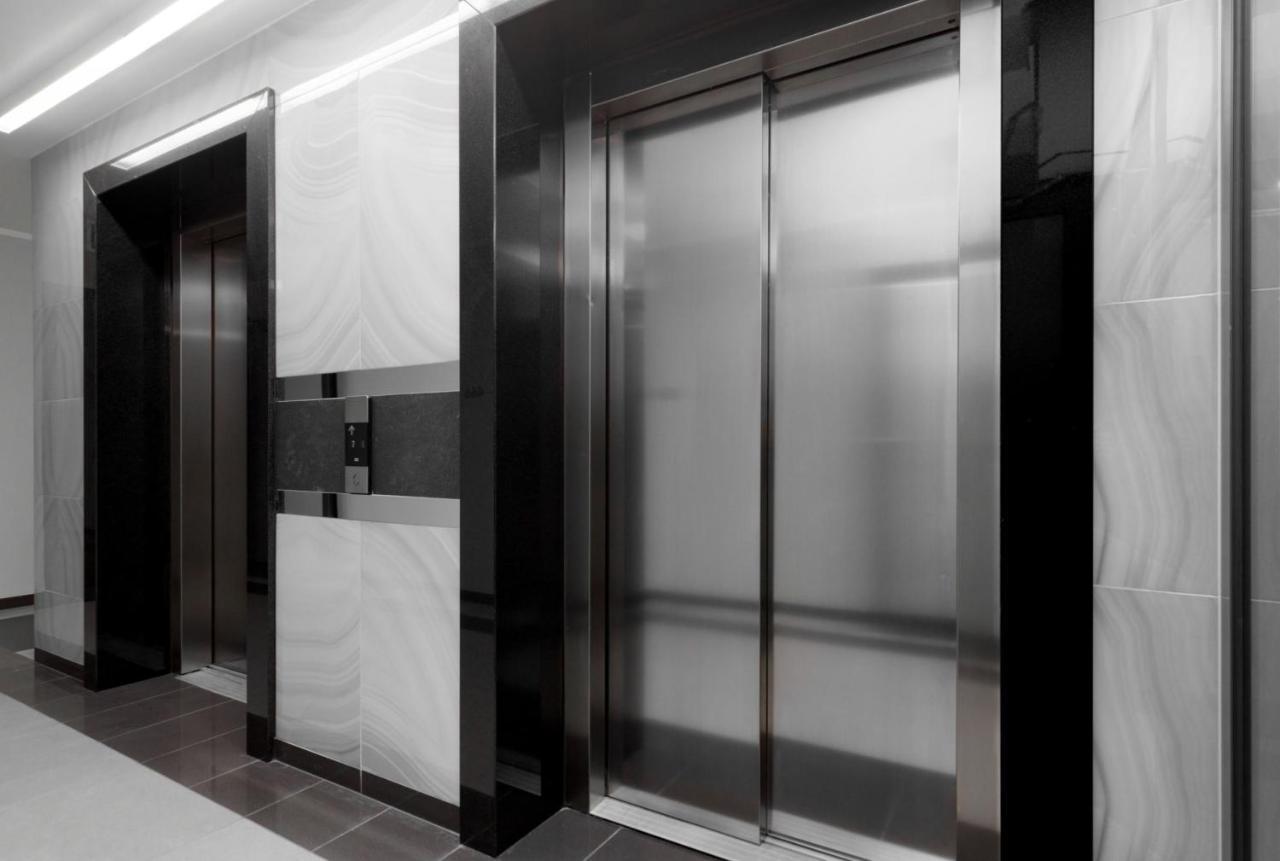 Apartamenty Kasprzaka P&O Serviced Apartments Warszawa Exteriör bild